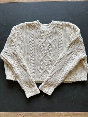 Jessica Simpson Cream Cable Knit Cropped Sweater